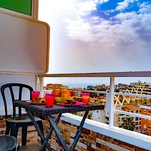 nice-apartment-near-beach.hotelsinnerja.org/