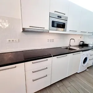 apartamento-giovanni-09-playa-roca.in-canary-islands.com/